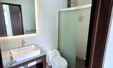 ESPECTACULAR CASA EN RENTA EL SOLARES 6 HABITACIONES 5 BAÑOS COMPLETOS