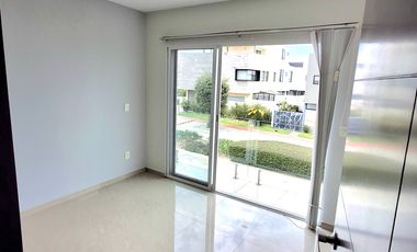 ESPECTACULAR CASA EN RENTA EL SOLARES 6 HABITACIONES 5 BAÑOS COMPLETOS