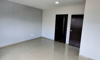 ESPECTACULAR CASA EN RENTA EL SOLARES 6 HABITACIONES 5 BAÑOS COMPLETOS