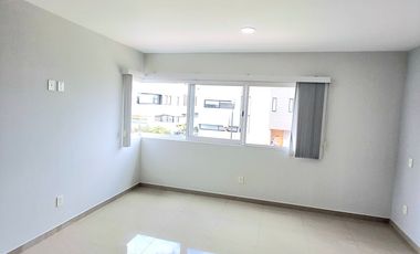 ESPECTACULAR CASA EN RENTA EL SOLARES 6 HABITACIONES 5 BAÑOS COMPLETOS