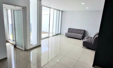 ESPECTACULAR CASA EN RENTA EL SOLARES 6 HABITACIONES 5 BAÑOS COMPLETOS