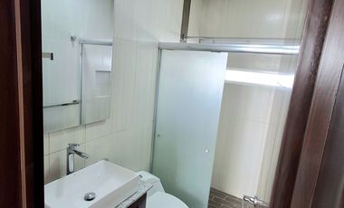 ESPECTACULAR CASA EN RENTA EL SOLARES 6 HABITACIONES 5 BAÑOS COMPLETOS