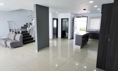 ESPECTACULAR CASA EN RENTA EL SOLARES 6 HABITACIONES 5 BAÑOS COMPLETOS