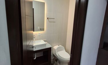 ESPECTACULAR CASA EN RENTA EL SOLARES 6 HABITACIONES 5 BAÑOS COMPLETOS