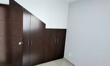 ESPECTACULAR CASA EN RENTA EL SOLARES 6 HABITACIONES 5 BAÑOS COMPLETOS