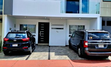 ESPECTACULAR CASA EN RENTA EL SOLARES 6 HABITACIONES 5 BAÑOS COMPLETOS