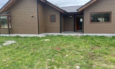 HERMOSA CASA EN CONDOMINIO MIRADOR