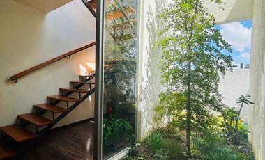 CASA EN RENTA EN LOS ROBLES RESIDENCIAL