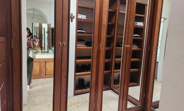 CASA EN VENTA CUMBRES 2DO SECTOR REMODELADA