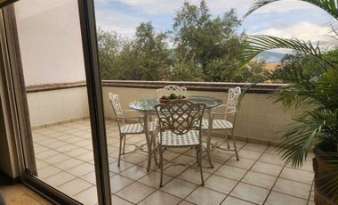 CASA EN VENTA CUMBRES 2DO SECTOR REMODELADA