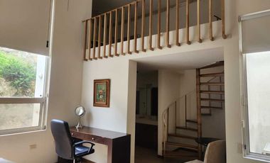 CASA EN VENTA CUMBRES 2DO SECTOR REMODELADA