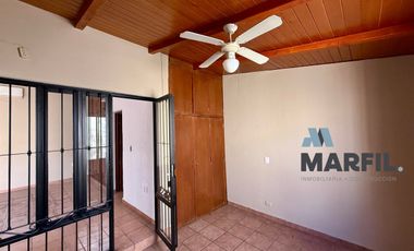 Casa de 1 Piso en el Centro Histórico de Villa de Álvarez, Colima Zona Comercial