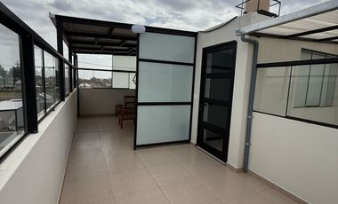 Dúplex en urbanización privada de Cerro colorado