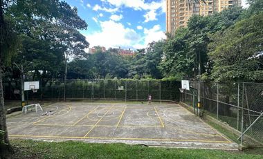 CASA EN VENTA UBICADA EN LA ESTRELLA SECTOR SURAMÉRICA