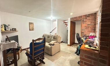 CASA EN VENTA UBICADA EN LA ESTRELLA SECTOR SURAMÉRICA