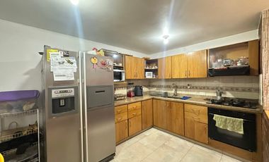 CASA EN VENTA UBICADA EN LA ESTRELLA SECTOR SURAMÉRICA