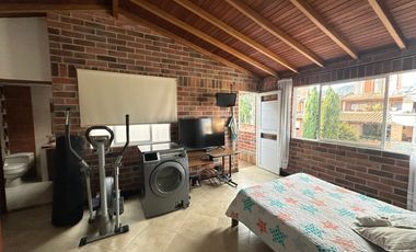 CASA EN VENTA UBICADA EN LA ESTRELLA SECTOR SURAMÉRICA
