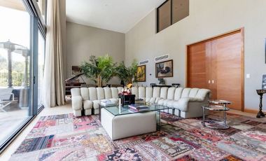 ESPECTACULAR DEPTO DUPLEX  CON JARDIN  SAN DAMIÁN