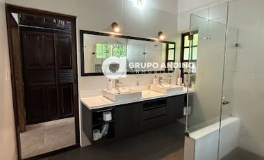 VENTA de CASA CAMPESTRE en PIEDECUESTA