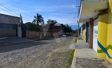 Terreno en Venta en Ajijic a solo 400 mts de Carr. Chapala - Jocotepec
