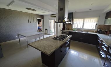 Casa tipo Chalet en venta en San Justo