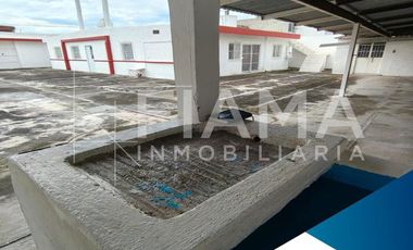 CASA EN VENTA COL. LOS SAUCES, TEPIC, NAY.