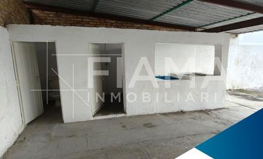 CASA EN VENTA COL. LOS SAUCES, TEPIC, NAY.