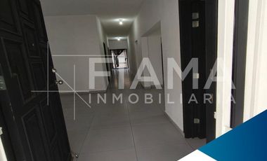 CASA EN VENTA COL. LOS SAUCES, TEPIC, NAY.