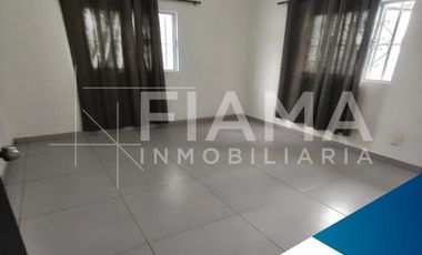 CASA EN VENTA COL. LOS SAUCES, TEPIC, NAY.
