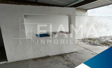 CASA EN VENTA COL. LOS SAUCES, TEPIC, NAY.