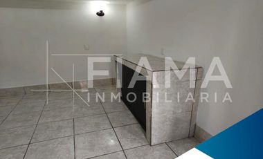 CASA EN VENTA COL. LOS SAUCES, TEPIC, NAY.