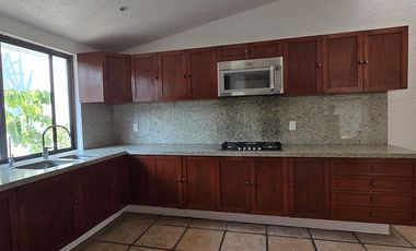 Casa en Renta en VILLA CHARRA DEL PEDREGAL