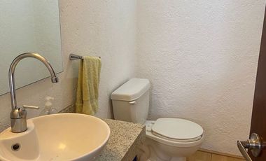 Casa en Renta en VILLA CHARRA DEL PEDREGAL