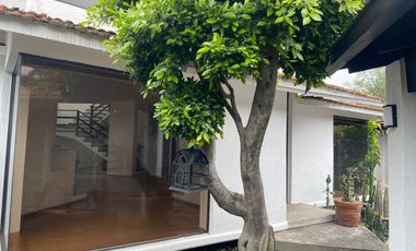 Casa en Renta en VILLA CHARRA DEL PEDREGAL