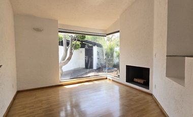 Casa en Renta en VILLA CHARRA DEL PEDREGAL