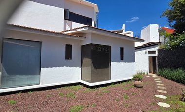 Casa en Renta en VILLA CHARRA DEL PEDREGAL