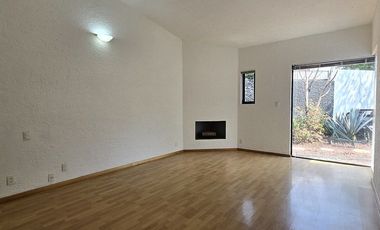 Casa en Renta en VILLA CHARRA DEL PEDREGAL