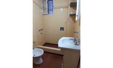 Departamento 3 amb .con lavadero en Ramos Mejía