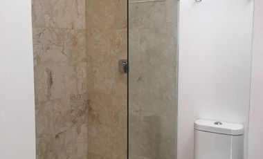 EN VENTA CASA DE 5 HABITACIONES EN PRIVADA NORTEMERIDA | KOMCHEN |