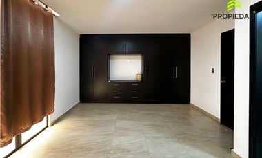 Casa en alquiler  Palermo Manta – 3 habitaciones, piscina y cancha