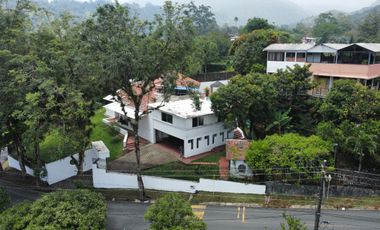 Alquiler - Casa Campestre- Parcelacion Chorro de Plata - Pance