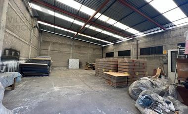 EDIFICIO DE OFICINAS Y BODEGA EN VENTA EN SAN LORENZO TEPALTITLAN TOLUCA