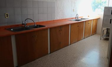 VENTA DE EDIFICIO PARA OFICINAS O COLEGIO  EN LA COLONIA ELECTRICISTAS, TOLUCA