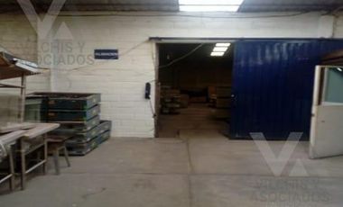 BODEGA EN VENTA A UNOS METROS DE PASEO TOLLOCAN A LA ALTURA DE SAN MATEO ATENCO