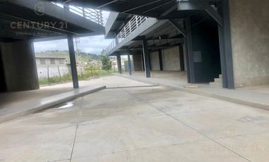 VENTA DE PLAZA COMERCIAL EN ZINACANTEPEC 