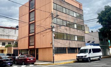 Edificio de departamentos en venta