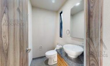 CASA EN VENTA EN ESMERALDA RESIDENCIAL MODELO JADE 2