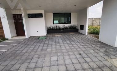 CASA EN VENTA EN CONDOMINIO ROMA, MODELO ROMINA