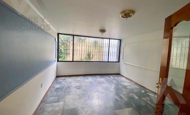 PROPIEDAD EN VENTA EN LA COLONIA XINANTECATL, METEPEC