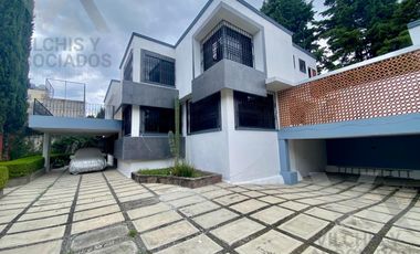 PROPIEDAD EN VENTA EN LA COLONIA XINANTECATL, METEPEC